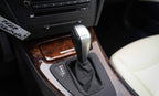 Manson-schimbator-viteze-din-piele-pentru-BMW-E90-E91-E92-Negru-exemplu-auto